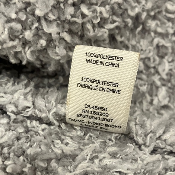 Love & Lore women’s size small / medium Gray plush Fleece Robe - Picture 8 of 11